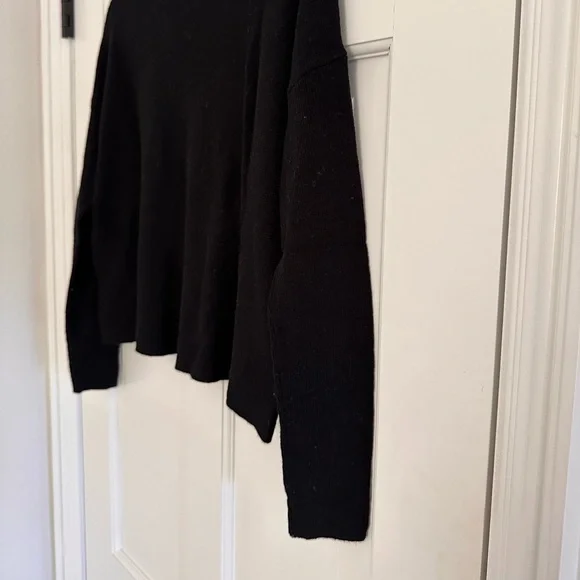 Eileen Fisher Black Cropped Merino Wool Sweater - Medium - Picture 6 of 12